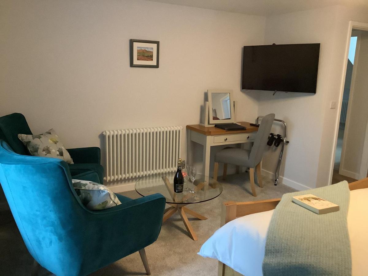 ホテル Little London Bed & Breakfast And Glamping Pod Abercraf エクステリア 写真